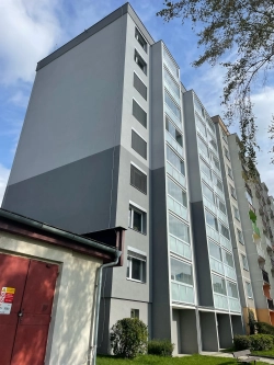 Průběh prací při revitalizaci panelového domu