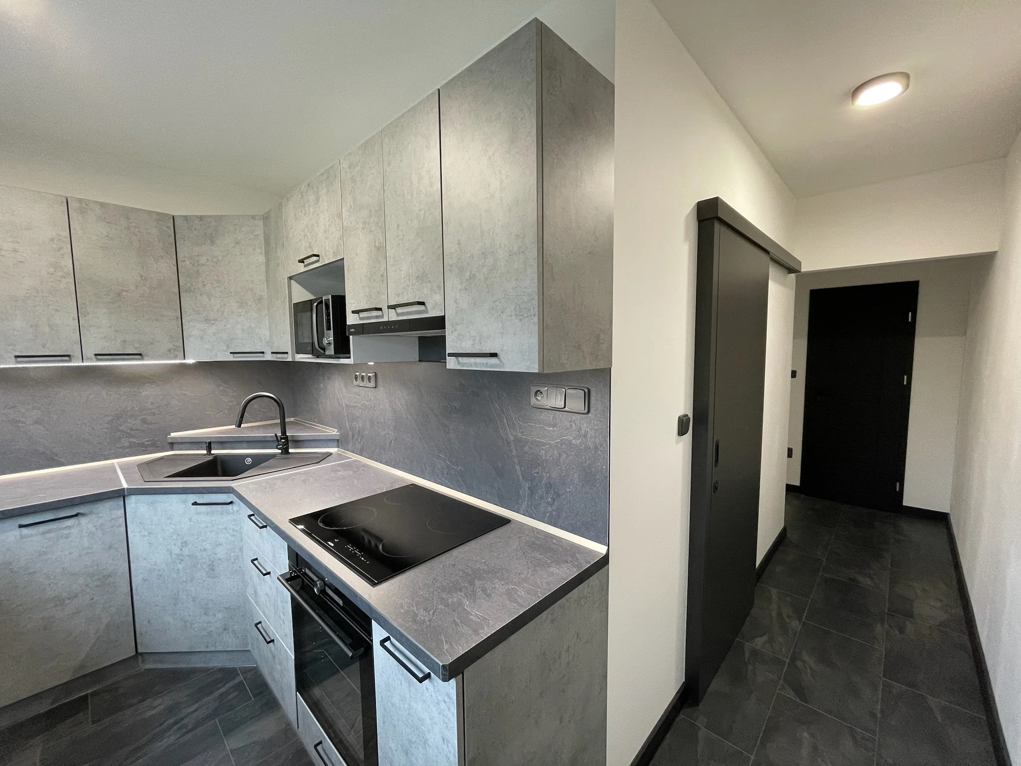 DK Construction - Renovace Bytu 2+1