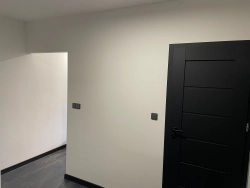 Stav interiéru během procesu rekonstrukce