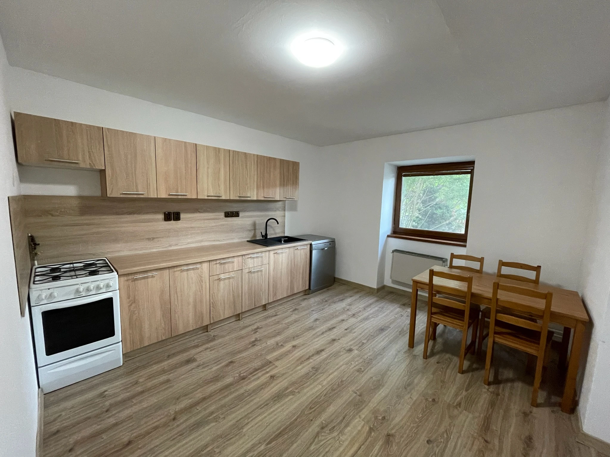 DK Construction - Renovace interiéru domu