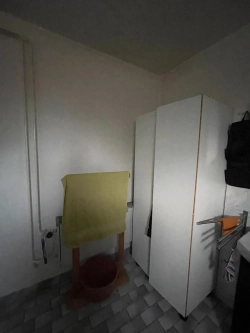 Porovnání stavu interiéru v průběhu rekonstrukce