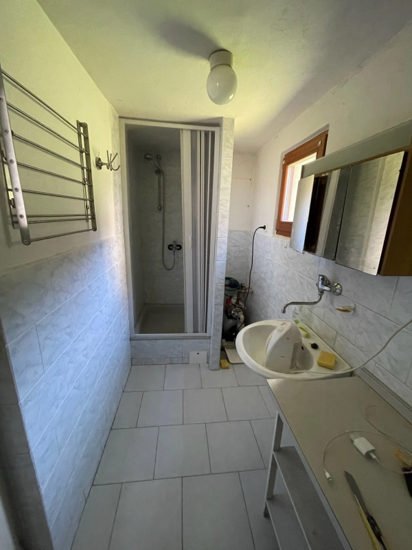 Nové podlahové dlaždice v neutrálním designu